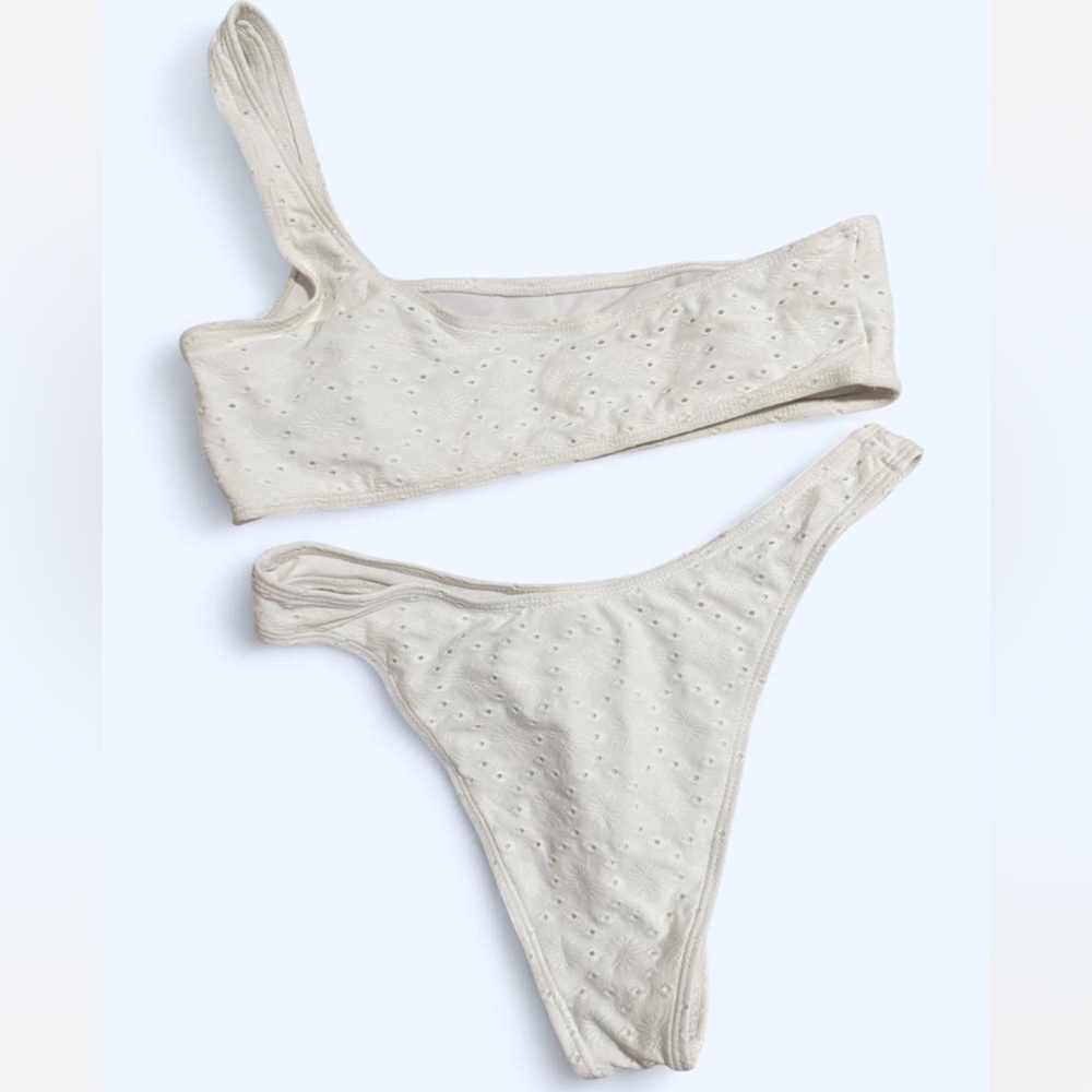 White One-Shoulder Bikini Set